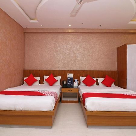 Hotel O G K Palace Bodh Gaya Εξωτερικό φωτογραφία