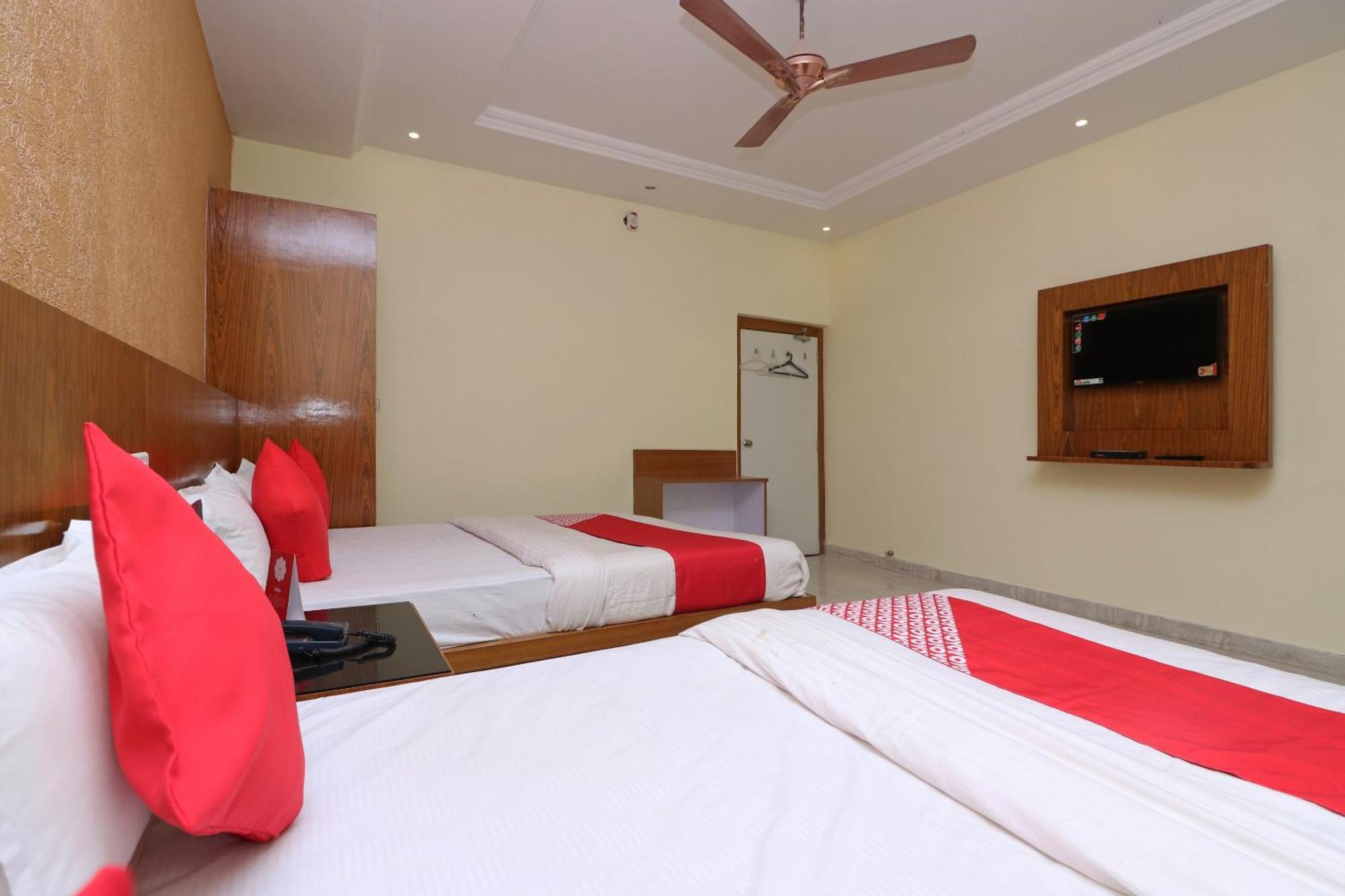 Hotel O G K Palace Bodh Gaya Εξωτερικό φωτογραφία