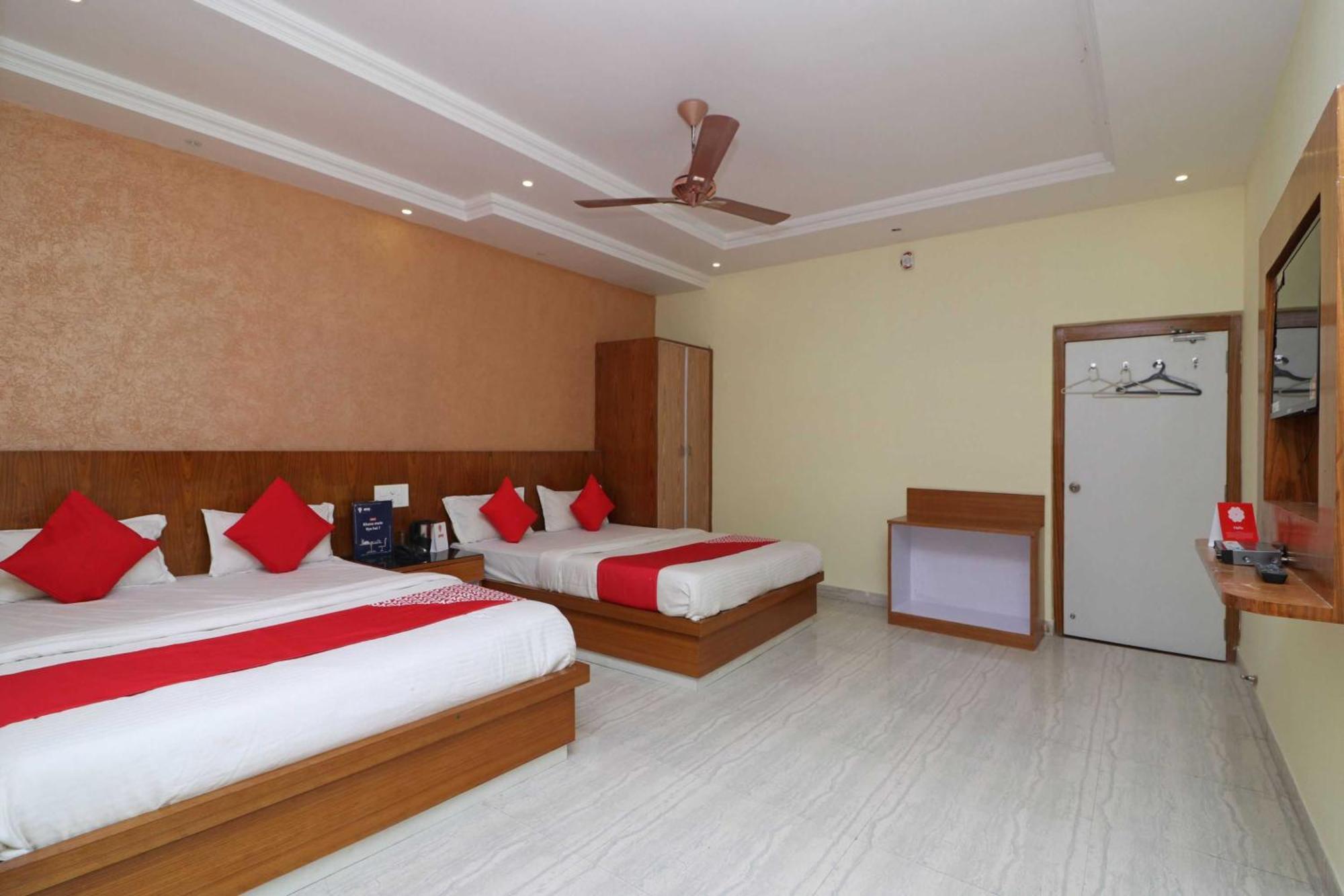 Hotel O G K Palace Bodh Gaya Εξωτερικό φωτογραφία